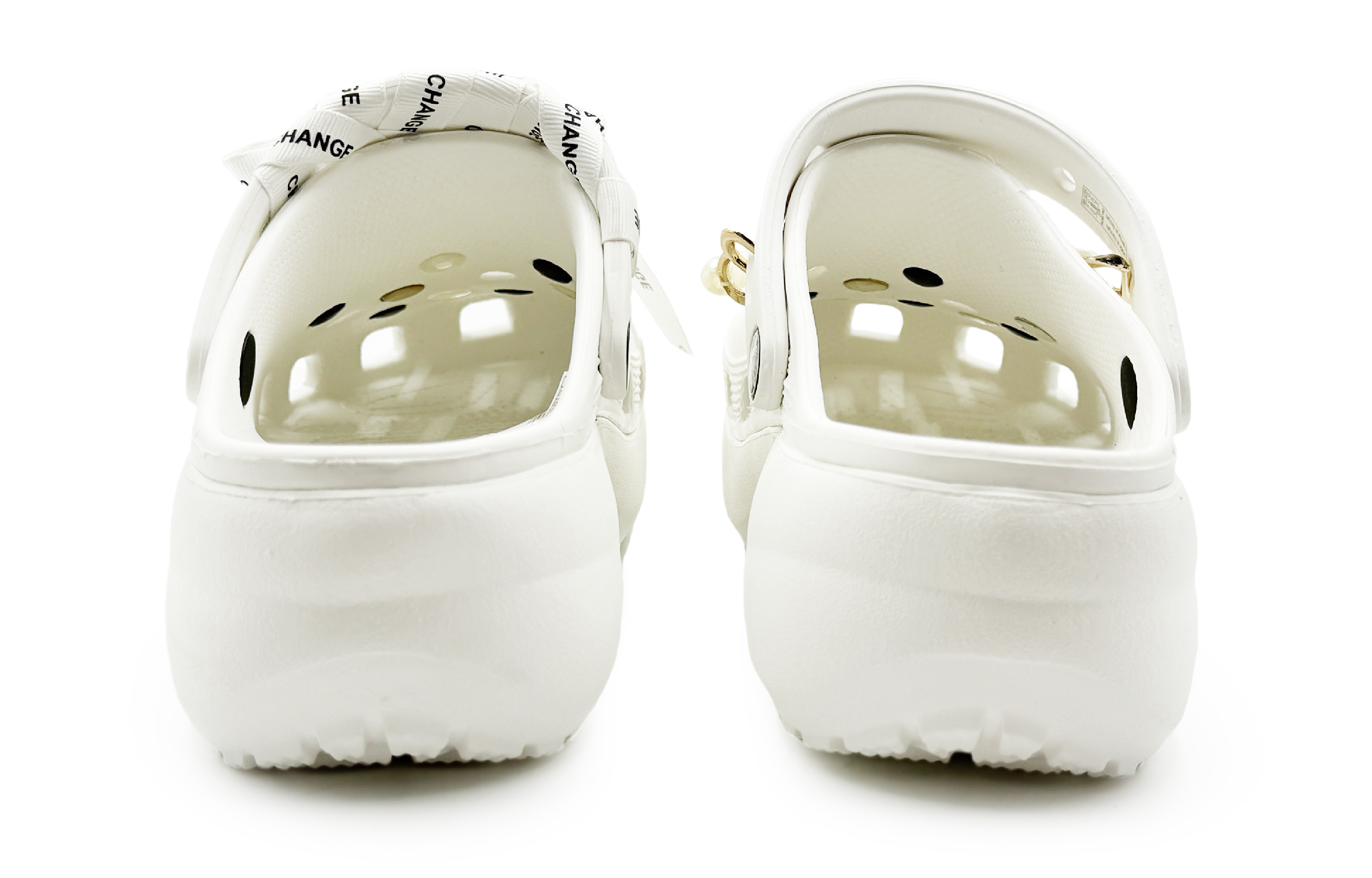 Crocs Classic Platform Clog Cloud Clogs Women's White купить в интернет-магазине Yoocart с быстрой доставкой по России.