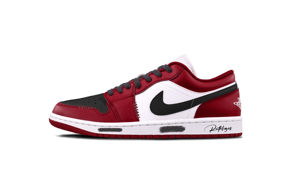Jordan Air Jordan 1 Chicago Cushioning, Wear Resistant Low top Vintage Basketball Shoes Unisex Black Red