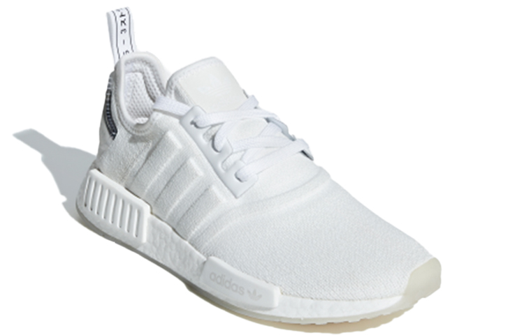Adidas Nmd R1 Triple White 2 купить в интернет-магазине Yoocart с быстрой доставкой по России.