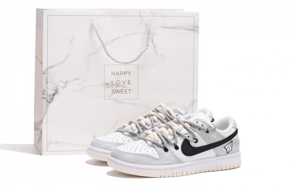 Nike Dunk White Sail Low-Top Skateboard Shoes Women's Black Gray