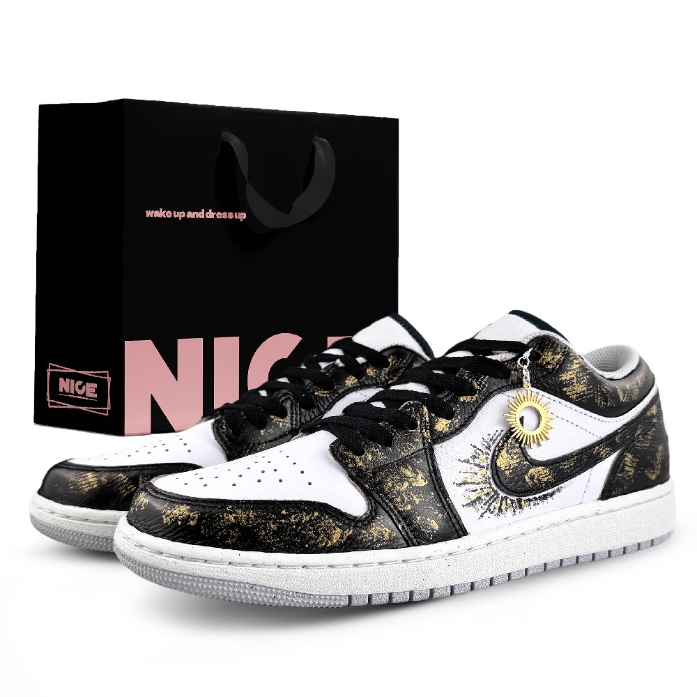 Jordan Air Jordan 1 Abrasion Resistant Low Top Vintage Basketball Shoes Unisex Black Gold