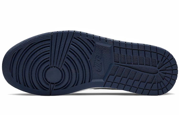 Jordan 1 Low Sb Midnight Navy купить в интернет-магазине Yoocart с быстрой доставкой по России.