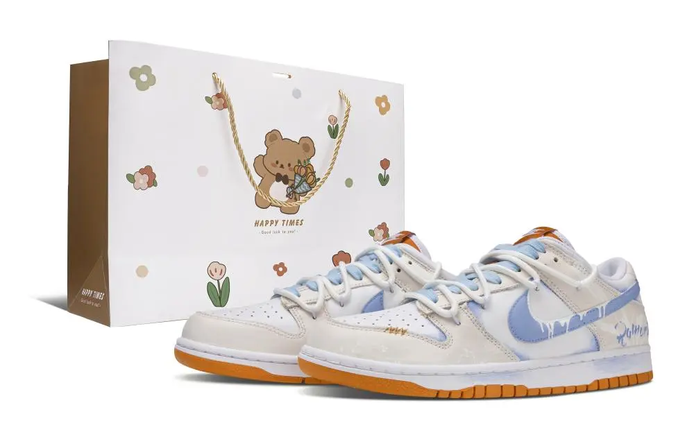 Nike Dunk Pale Blue Abrasion Resistant Low top Skateboard Shoes Unisex Beige White Blue