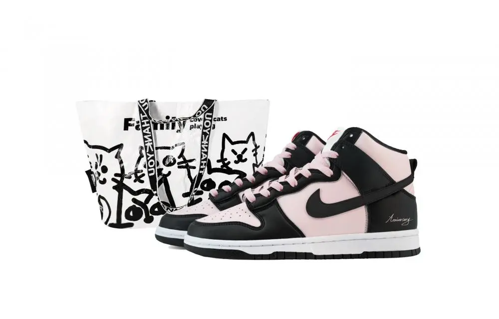Nike Dunk Cherry Blossoms Abrasion Resistant High top Skateboard Shoes Women's Black Pink