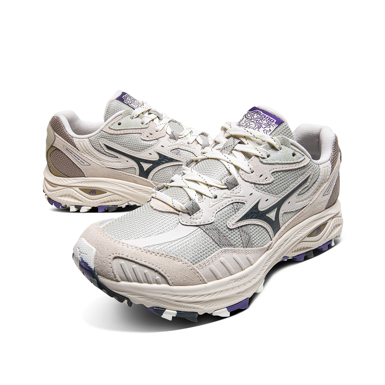 Mizuno Racer ADV Abrasion Resistant, Breathable, Lightweight Low Top Running Shoes Unisex Beige