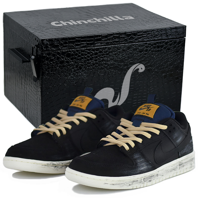 Nike Dunk SB Skateboard Shoes Unisex Low Top Black/White