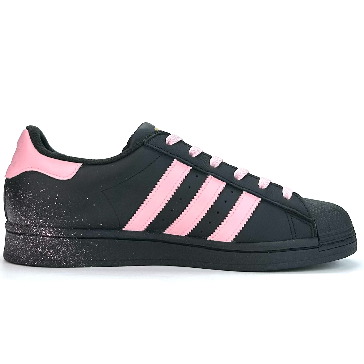 Adidas Originals SUPERSTAR Abrasion Resistant Low Top Skateboard Shoes Unisex Black Pink купить в интернет-магазине Yoocart с быстрой доставкой по России.