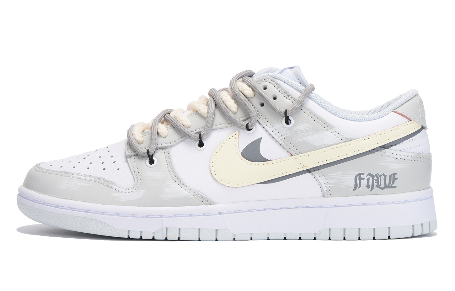 Nike Dunk Coverage Slip Resistant Low Top Skateboard Shoes Unisex Gray купить в интернет-магазине Yoocart с быстрой доставкой по России.
