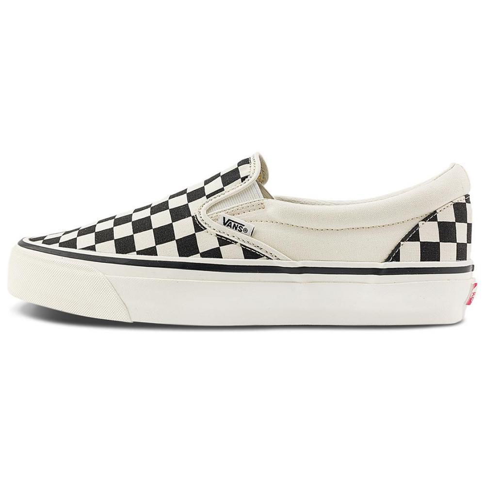Vans Slip-on Anti-Slip Wear-Resistant Low-Top Skateboard Shoes Unisex Black White