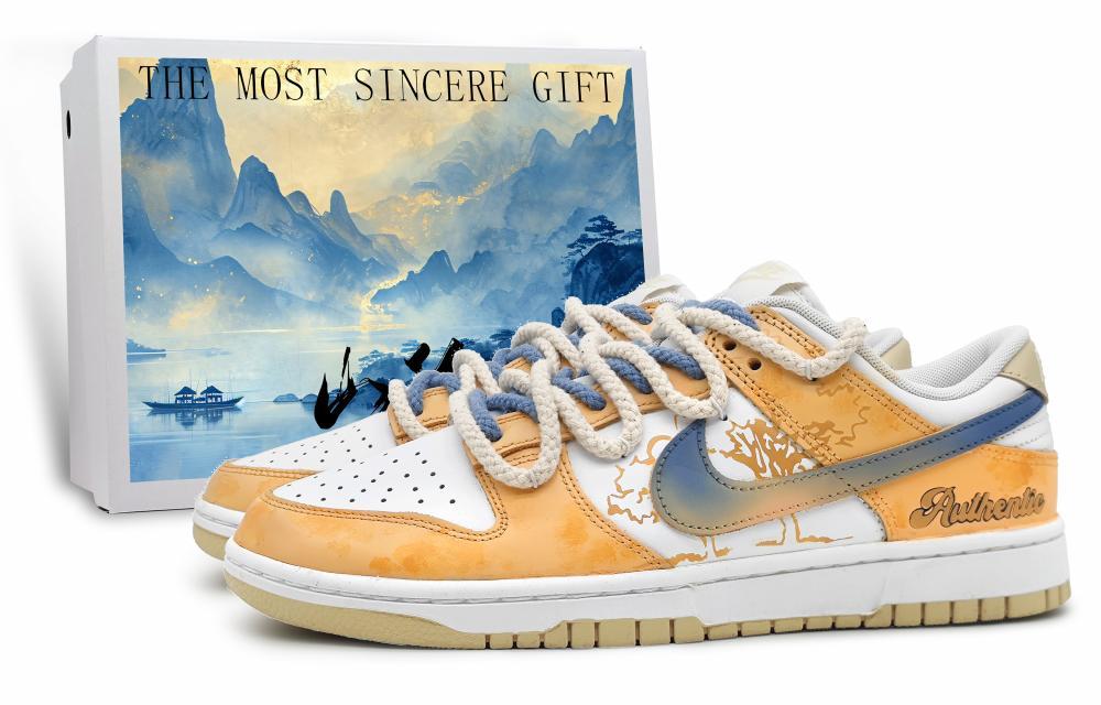 Nike Dunk Low-Top Skateboard Shoes Men's White Yellow
