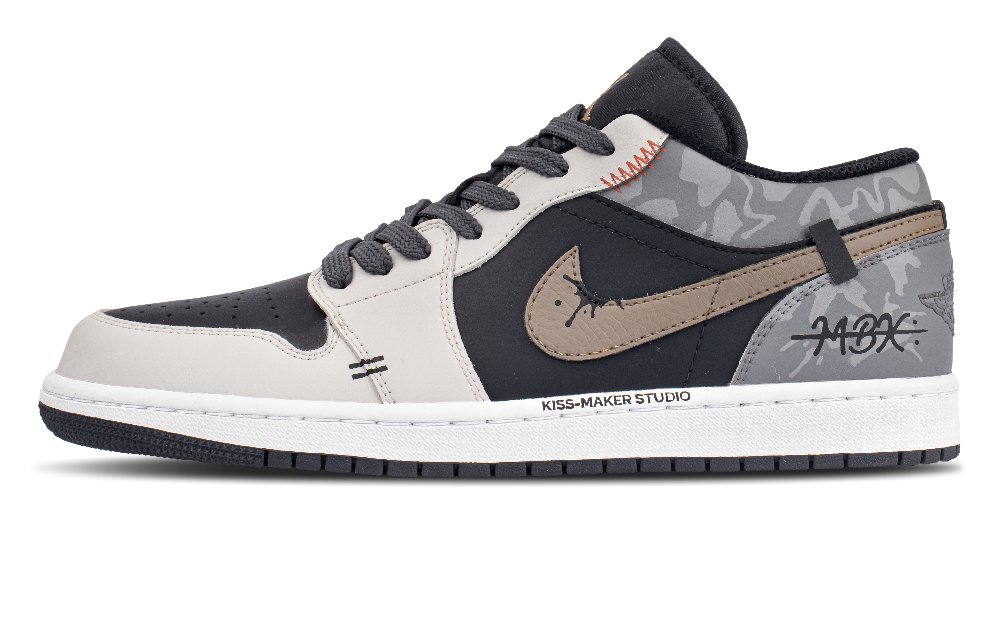 Jordan Air Jordan 1 Low-Top Vintage Basketball Shoes Men's Black Gray Color