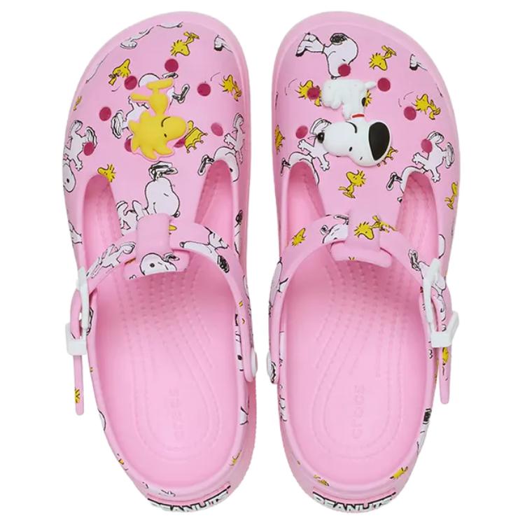 Crocs Mary Jane Clog Peanuts Snoopy And Woodstock Women's купить в интернет-магазине Yoocart с быстрой доставкой по России.