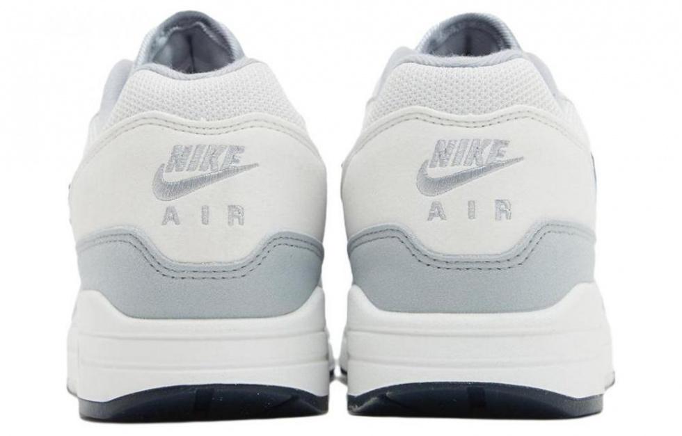 Nike Air Max 1 Platinum Tint Dark Obsidian купить в интернет-магазине Yoocart с быстрой доставкой по России.