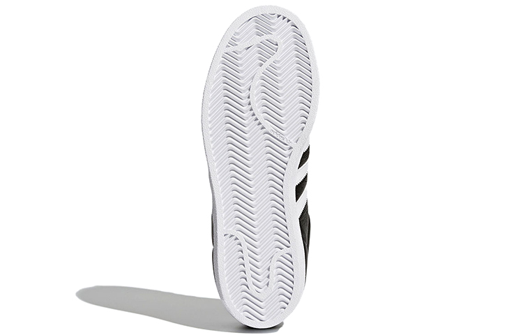 Adidas Superstar Metal Toe Black Women's купить в интернет-магазине Yoocart с быстрой доставкой по России.