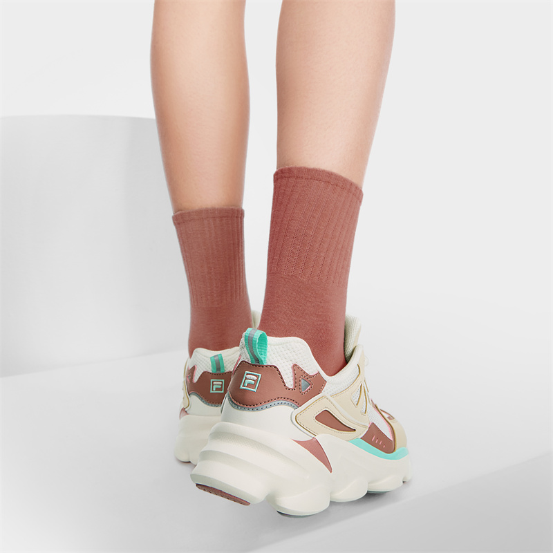 FILA Vintage Collection Low top Casual Shoes Women's Snow/Angora Brown купить в интернет-магазине Yoocart с быстрой доставкой по России.