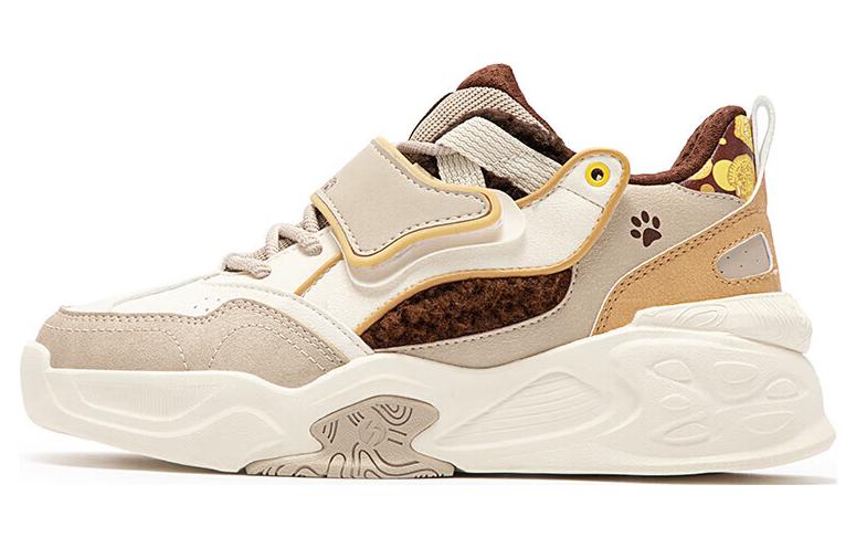 361° Thermal Slip Resistant Low Top Skateboard Shoes Women's Beige