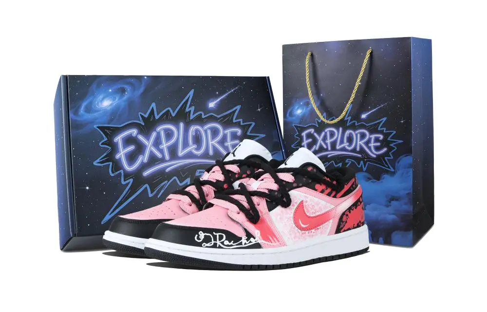 Jordan Air Jordan 1 Pink Ink Low top Vintage Basketball Shoes Unisex Pink Black
