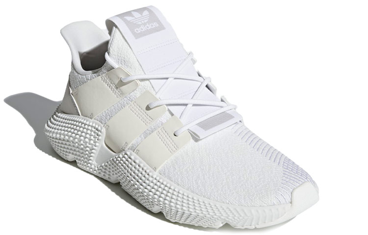 Adidas Prophere 'Triple White' купить в интернет-магазине Yoocart с быстрой доставкой по России.