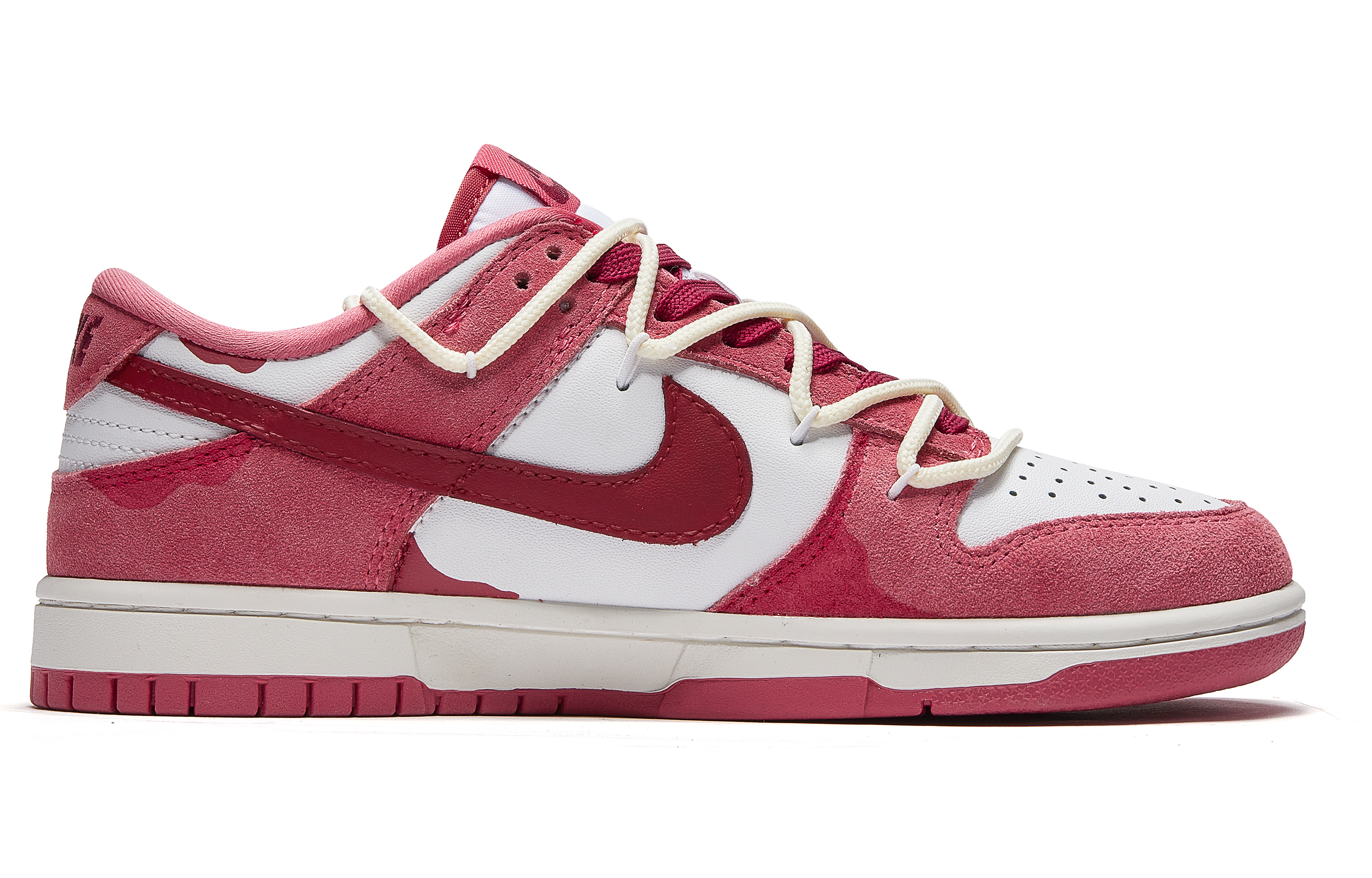 Nike Dunk Low-Top Skateboard Shoes Women's Pink купить в интернет-магазине Yoocart с быстрой доставкой по России.