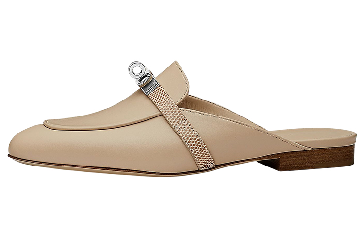 HERMES Oz Closed Toe Slippers Women's Saraz Beige