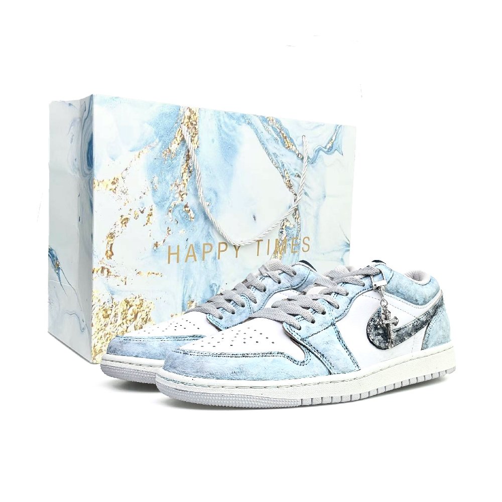 Jordan Air Jordan 1 Denim Luxury Wear resistant And Lightweight Low Top Vintage Basketball Shoes Unisex Gray Blue