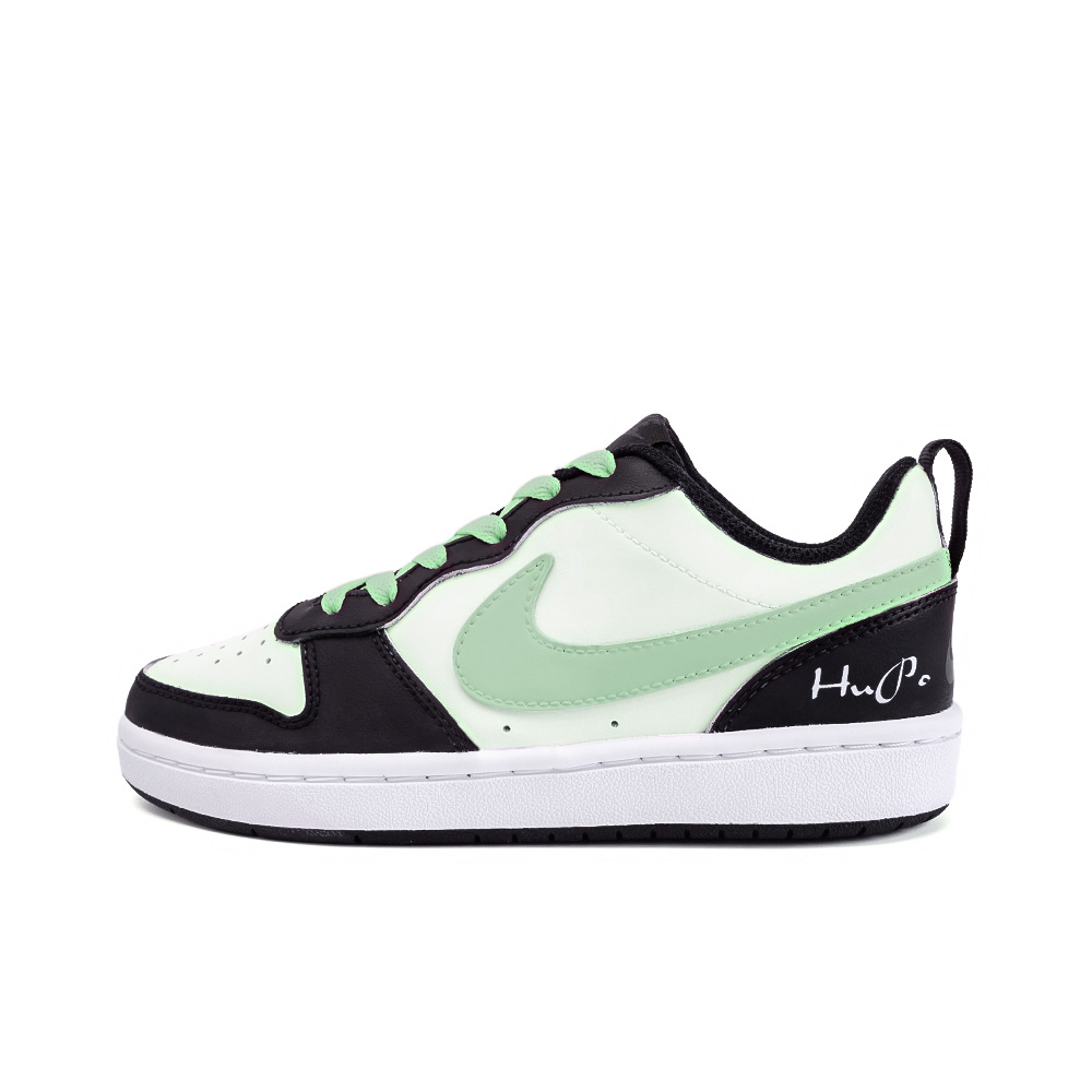 Nike Court Borough Aries, Amber Non slip Lightweight Low Top Skateboard Shoes GS Black White Green