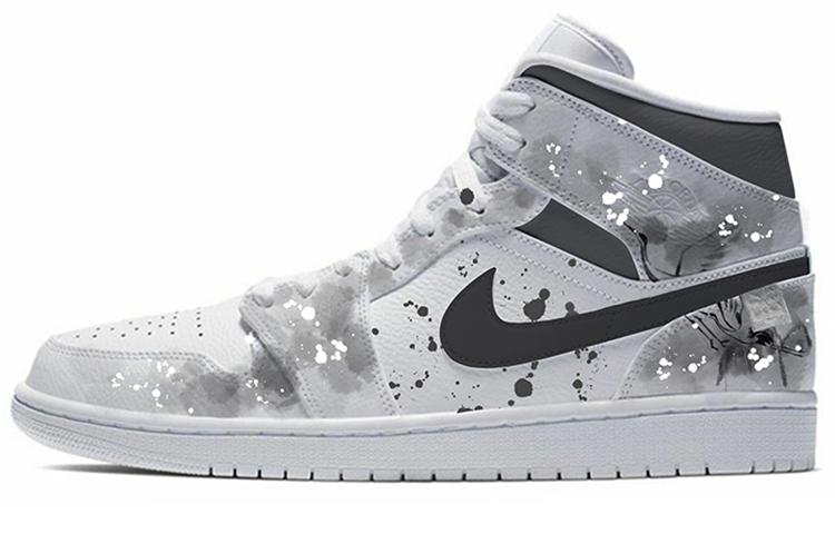 Jordan Air Jordan 1 Mid Top Vintage Basketball Shoes Men's Black White Gray