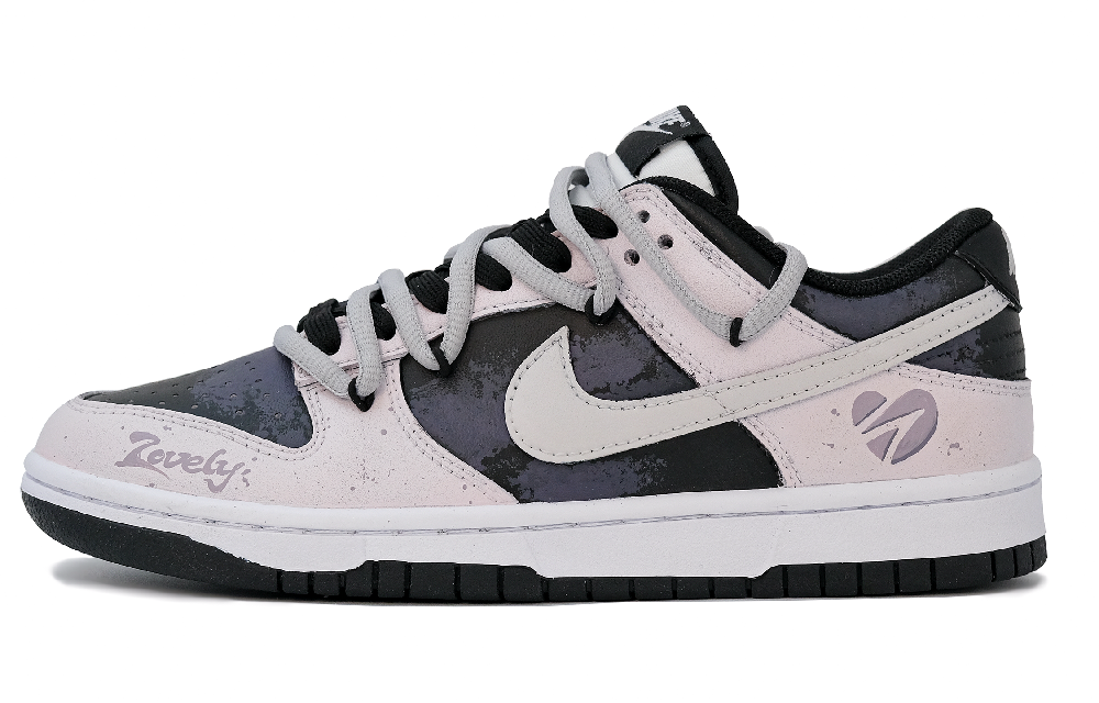 Nike Dunk Low-Top Skateboard Shoes GS Black Purple