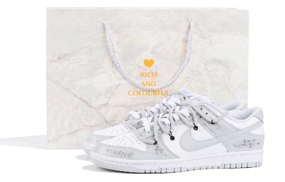 Nike Dunk Anti-Slip And Wear-Resistant Lightweight Low-Top Skateboard Shoes Men's Gray White