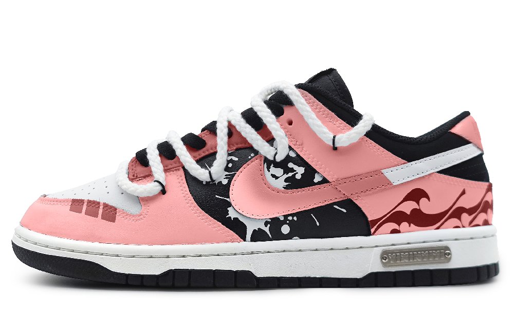 Nike Dunk Low-Top Skateboard Shoes Men's Pink