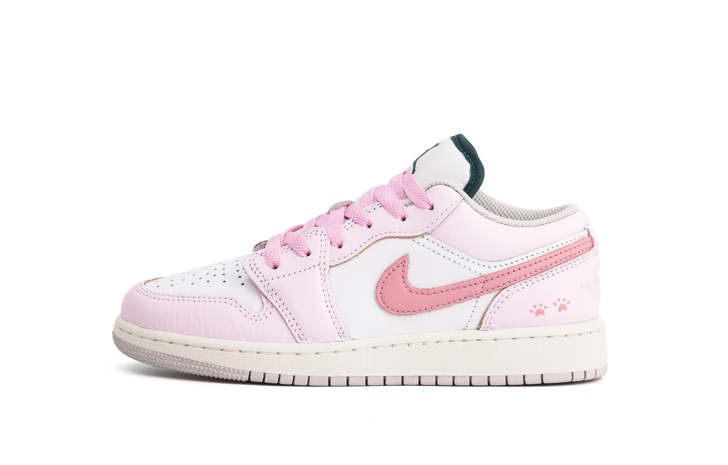 Jordan Air Jordan 1 Cushioning, Wear Resistant Low top Vintage Basketball Shoes Unisex Pink White