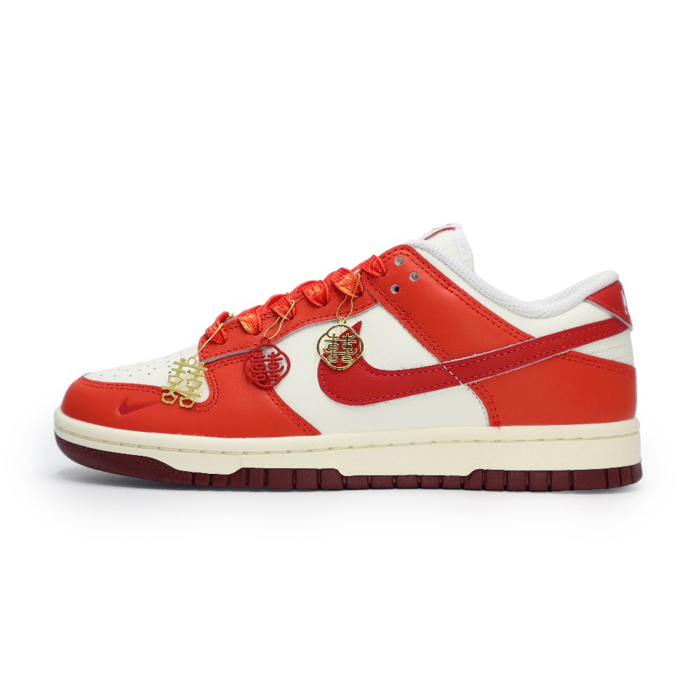 Nike Dunk Anti-Slip Wear-Resistant Low-Top Skateboard Shoes Women's Red White