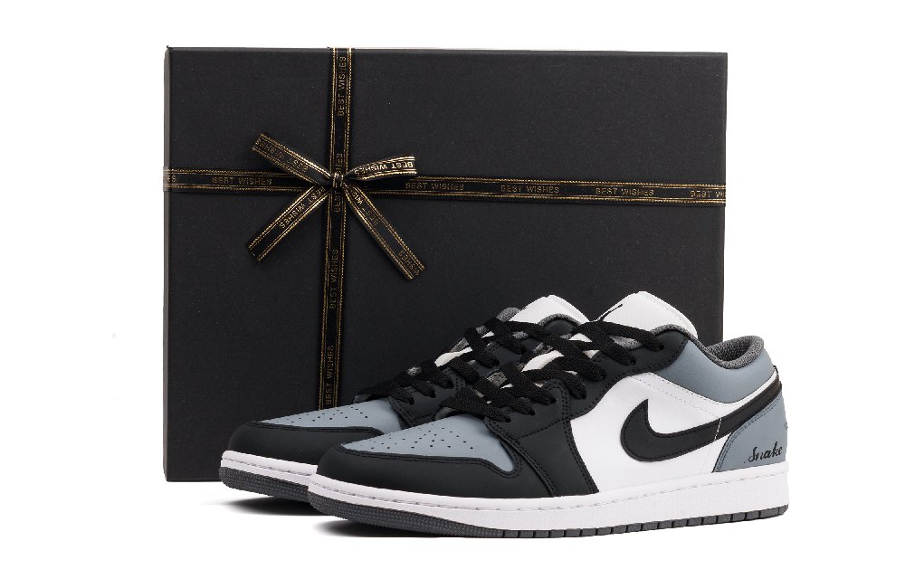 Jordan Air Jordan 1 Abrasion Resistant Low top Vintage Basketball Shoes Unisex Black Gray