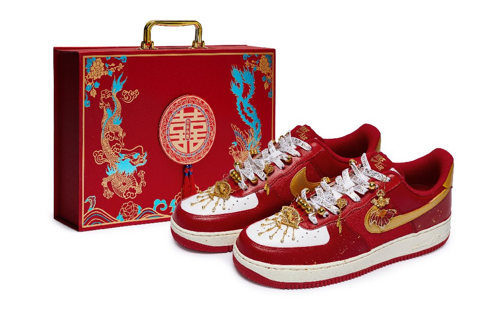 Nike Air Force 1 Skateboard Shoes Unisex Low-Top White/Gold