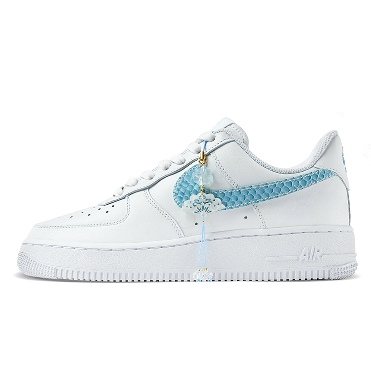 Nike Air Force 1 Abrasion-Resistant Low-Top Skateboard Shoes Women's Blue White купить в интернет-магазине Yoocart с быстрой доставкой по России.