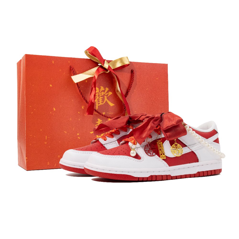 Nike Dunk Skateboard Shoes Women's Low Top Red