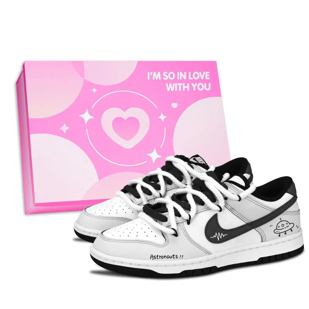 Nike Dunk Black White, Yiji Graffiti Abrasion Resistant Low top Skateboard Shoes Unisex Black Gray