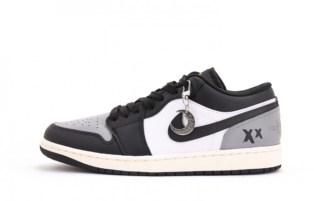Jordan Air Jordan 1 Abrasion Resistant Coverage Low top Vintage Basketball Shoes Unisex Black Gray