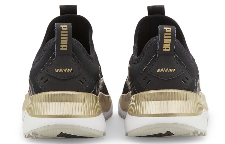 PUMA Pacer Future Slip On 'Black Team Gold' купить в интернет-магазине Yoocart с быстрой доставкой по России.