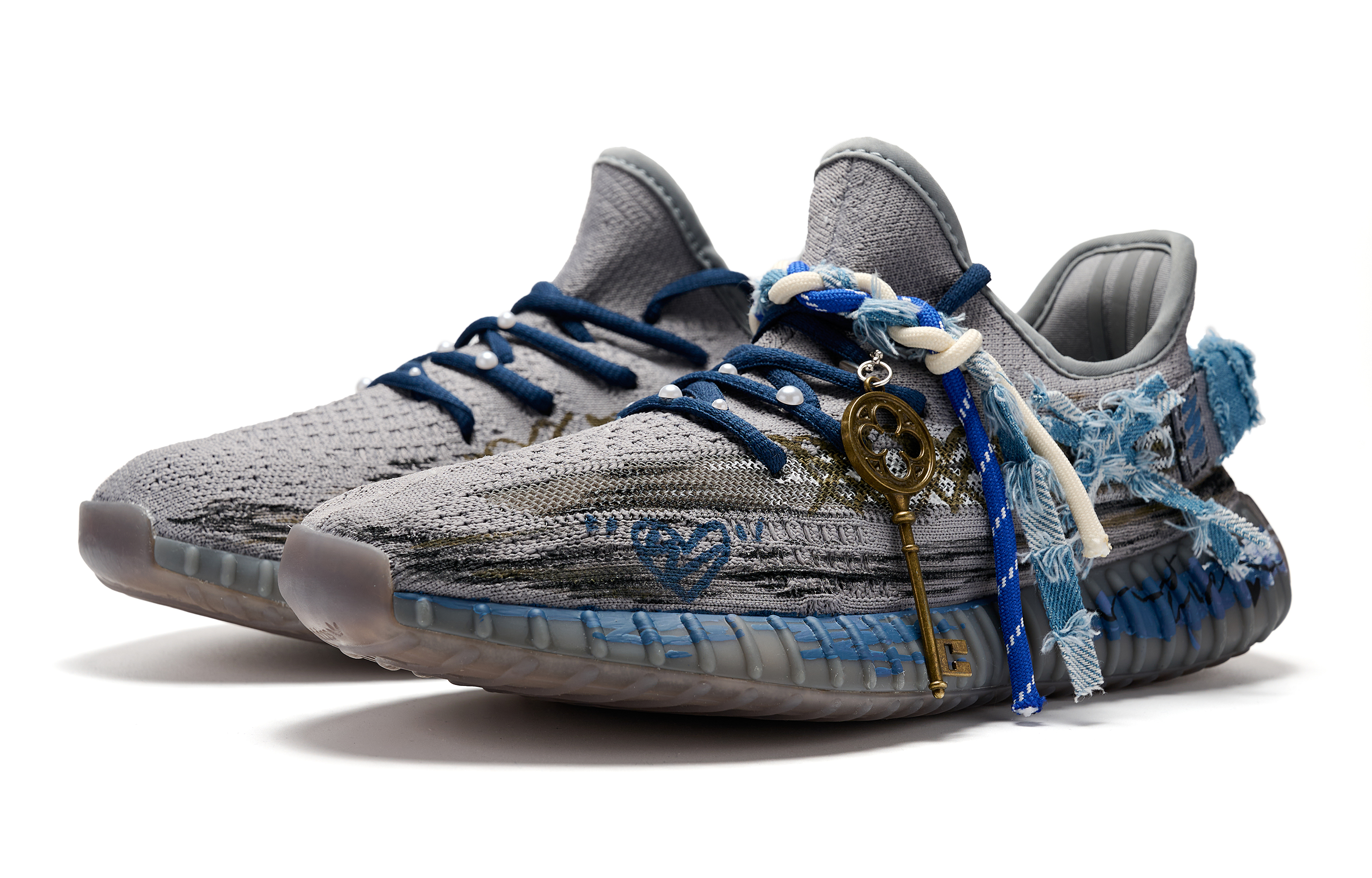 Adidas Originals Yeezy Boost 350 Breathable Low top Casual Shoes Unisex Gray Blue купить в интернет-магазине Yoocart с быстрой доставкой по России.