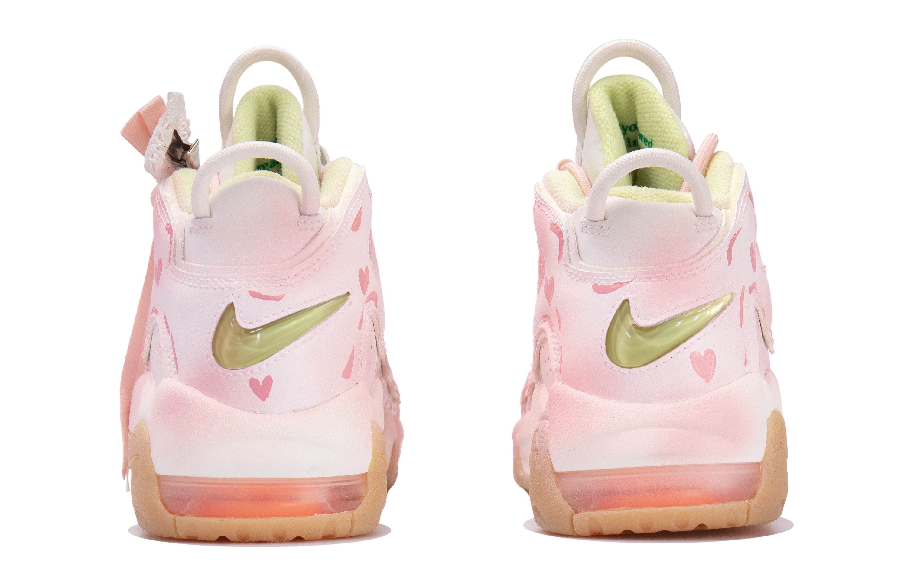 Nike Air More Uptempo Mid Top Vintage Basketball Shoes Women's White Yellow Pink купить в интернет-магазине Yoocart с быстрой доставкой по России.