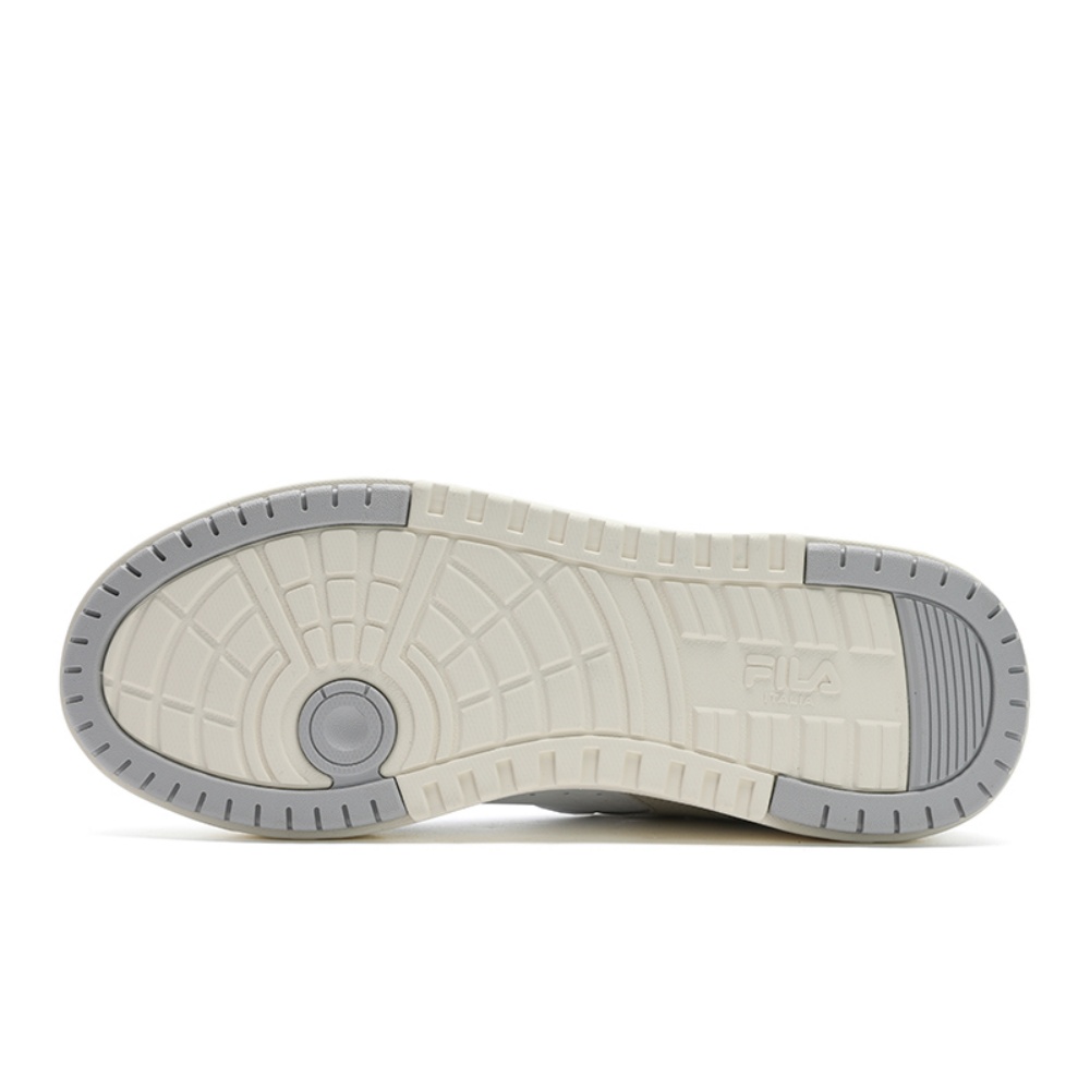 FILA Modern Slip Resistant, Waterproof, Quick Dry Low Top Skateboard Shoes Men's White Gray