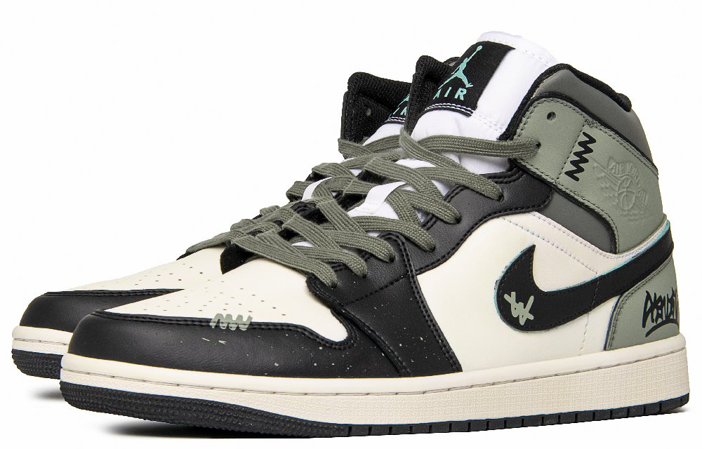Jordan Air Jordan 1 Cushioned Slip-Resistant Mid-Top Vintage Basketball Shoes Men's Black Green