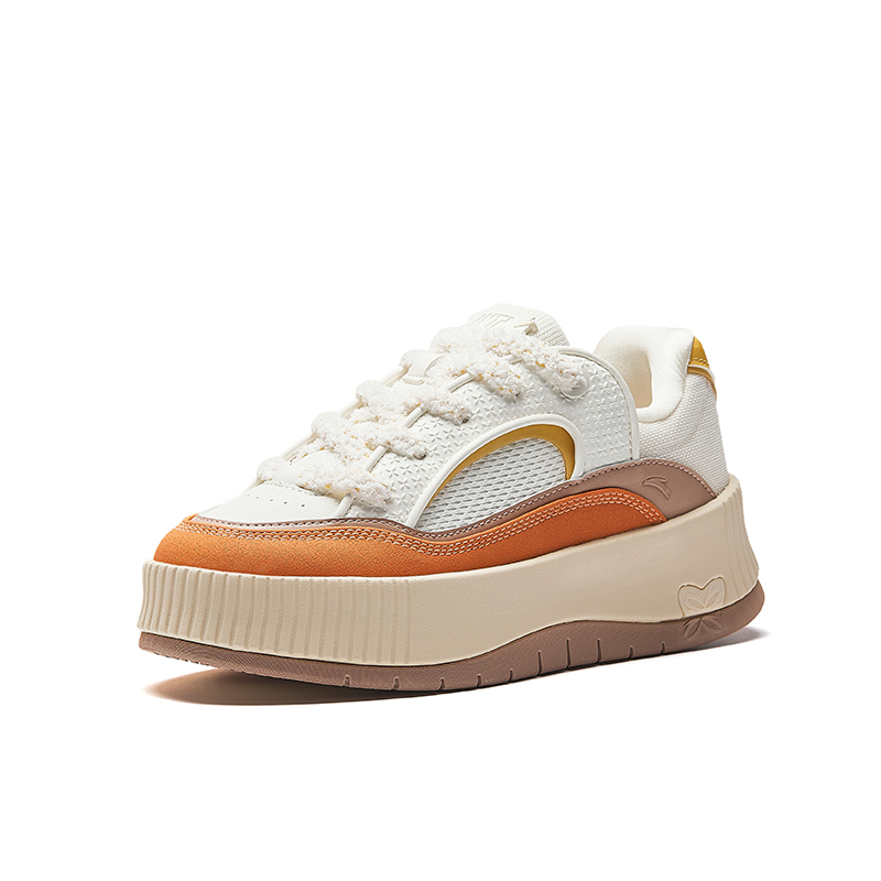 Anta Skateboard Shoes Women's Ivory White/Yellow Orange/Classic Umber Gray купить в интернет-магазине Yoocart с быстрой доставкой по России.