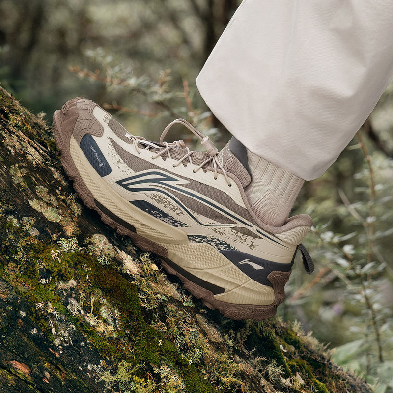 LiNing Elegance 2.0 Shock Absorbers Low Top Outdoor Hiking Shoes Unisex Taupe