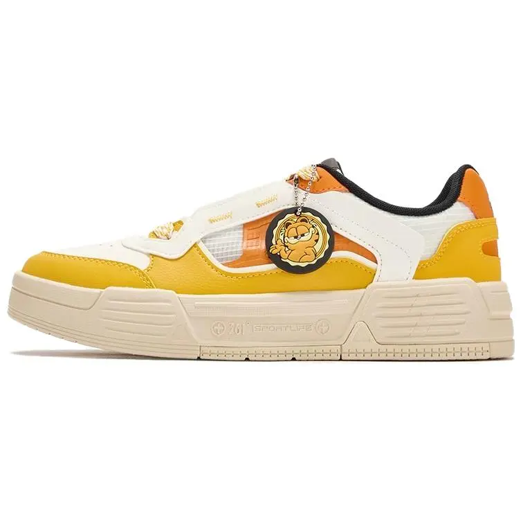 361° Anti Slip Wear Resistant Low Top Skateboard Shoes Men's Feather White Vintage Yellow