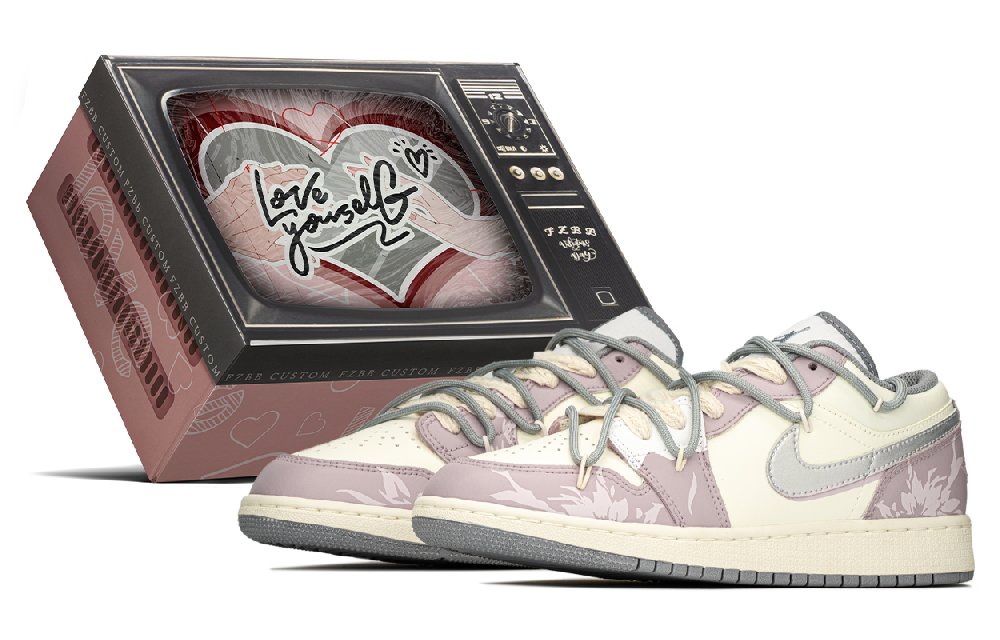 Jordan Air Jordan 1 Low Top Vintage Basketball Shoes GS Gray Pink