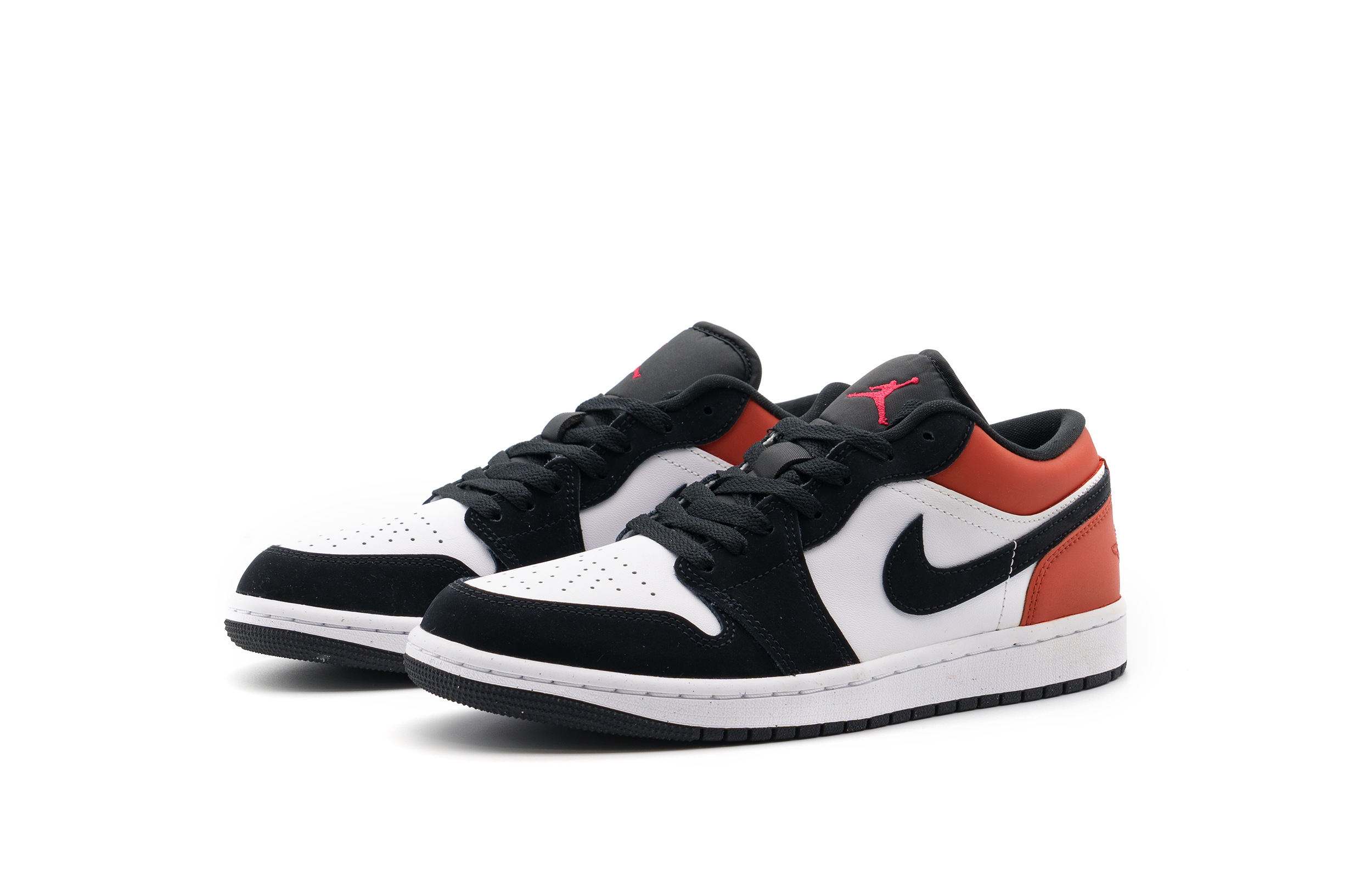 Jordan Air Jordan 1 Low Top Skateboard Shoes Unisex Black White Orange купить в интернет-магазине Yoocart с быстрой доставкой по России.