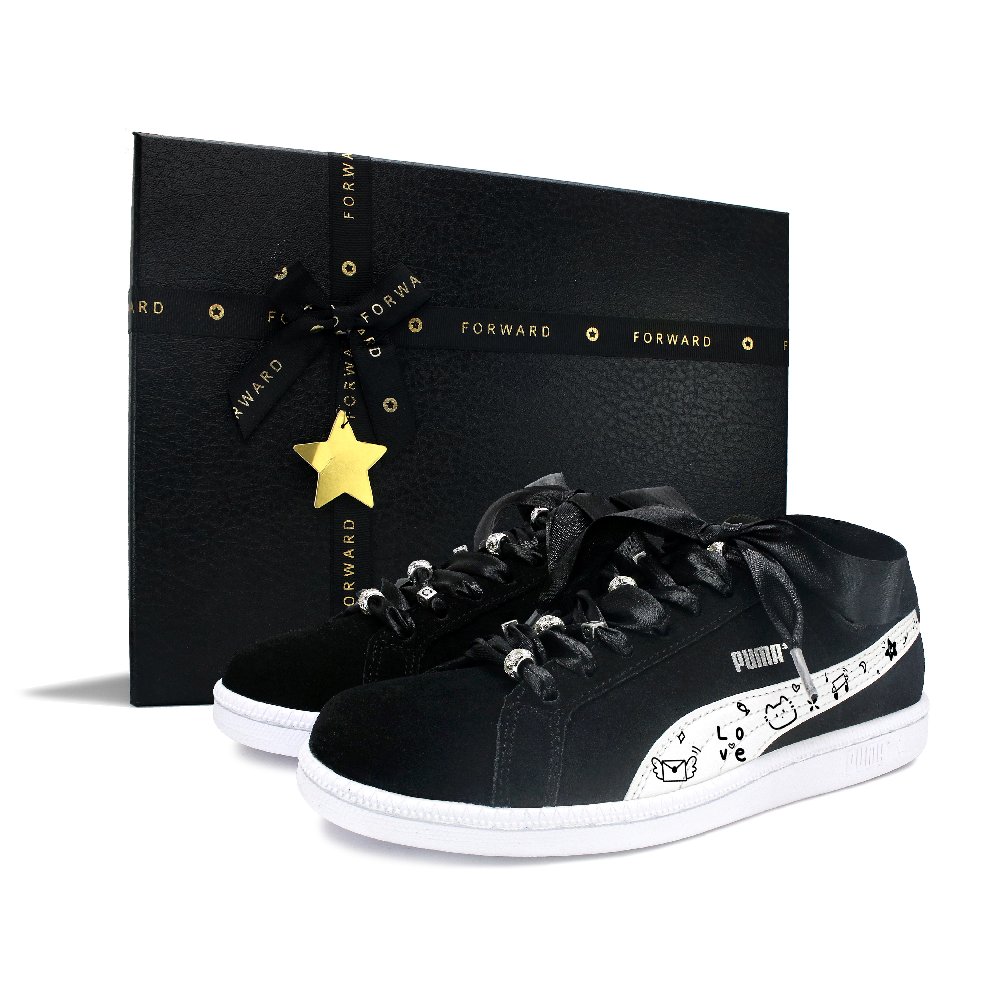 PUMA Smash Lightweight Low Top Skateboard Shoes Unisex Black White