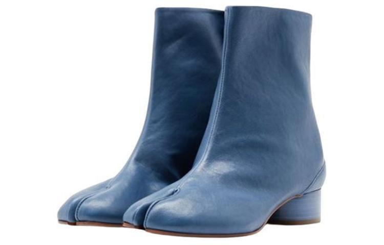 Maison Margiela Tabi Ankle Boots Women's Blue купить в интернет-магазине Yoocart с быстрой доставкой по России.